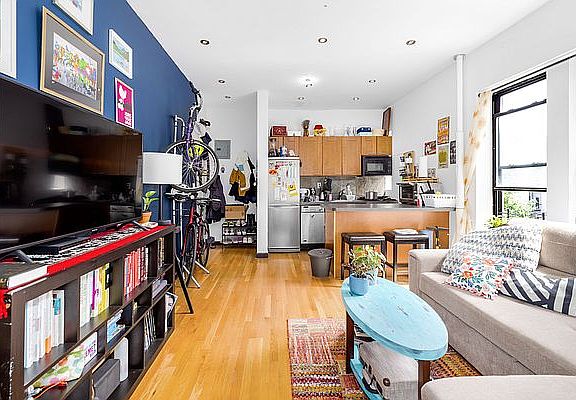 3rd image of 626 Lincoln Pl APT 3C
