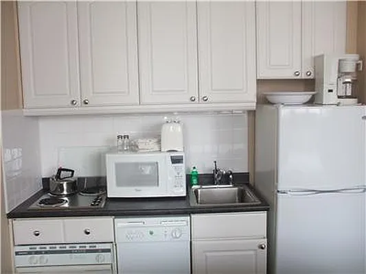 Rented by Empire State Properties | media 38