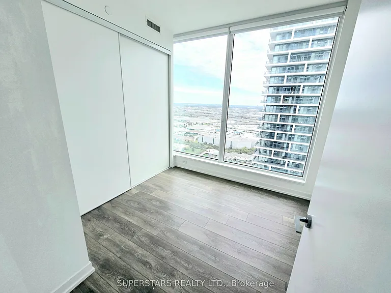 898 Portage Pkwy #5002 — Photo 14