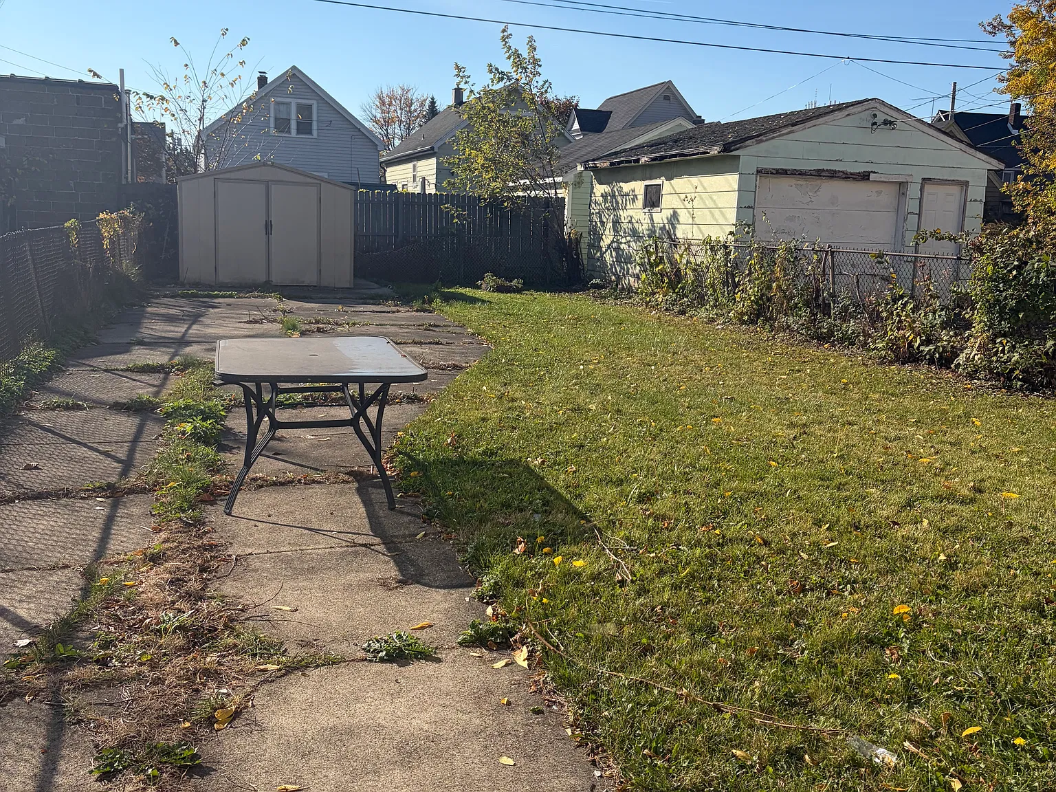 3 bed, 1196 sqft, $1,500 — Photo 2