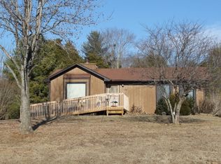 102 Wingate Rd, Brandenburg, KY 40108