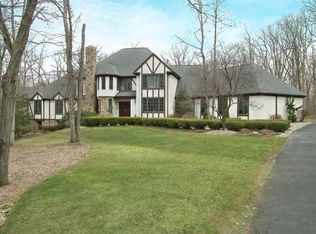 1080 Tullo Farm Rd, Bridgewater, NJ 08807