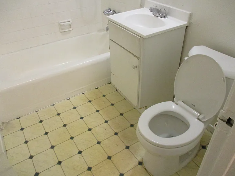 443 Flower St #A — Photo 25