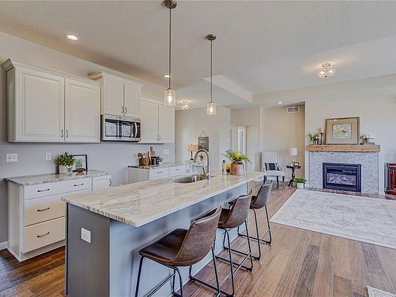 4th image of 65 Copper Beech Run