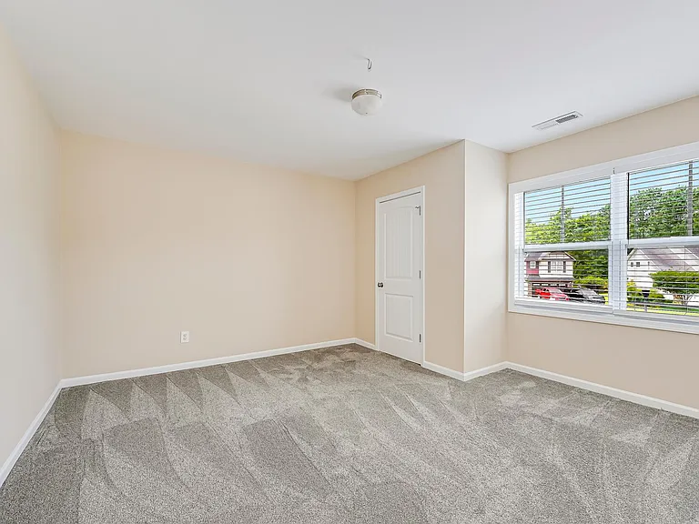 1261 S Brook Rd — Photo 18