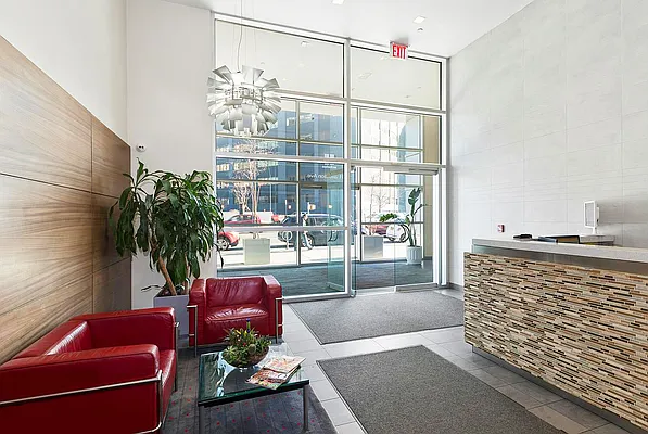 Sold by Modern Spaces | media 20