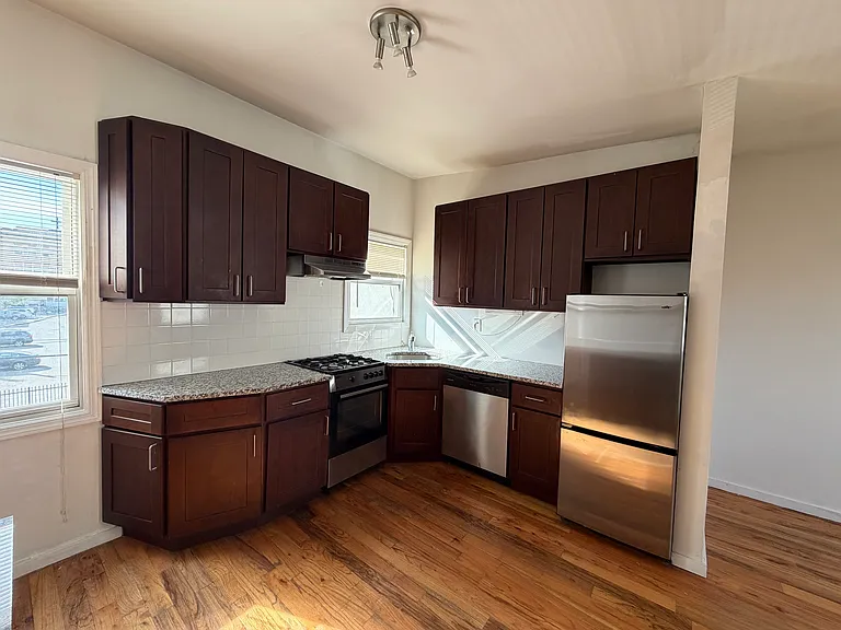 66 Jordan Ave #3 — Photo 1