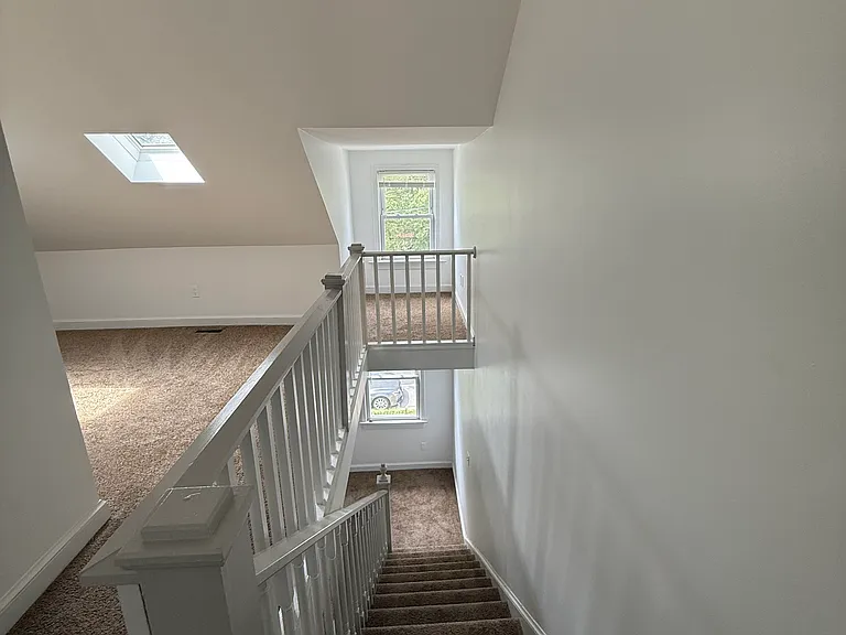 2025 N Stafford St — Photo 6