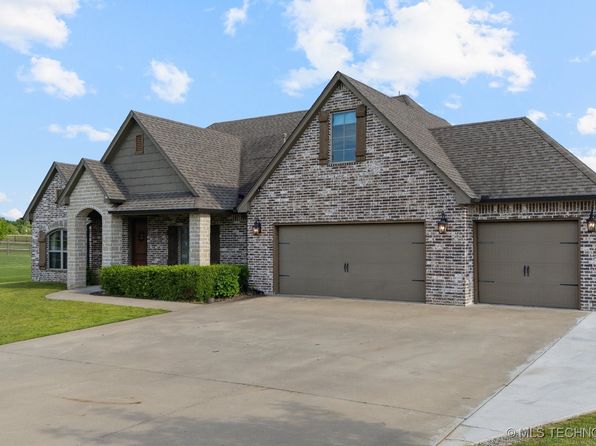 14902 E Fieldstone Dr N, Claremore, OK 74017