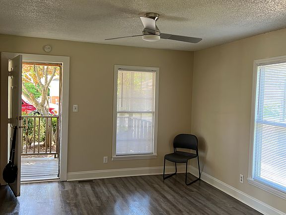 2nd image of 380 Sharpe St