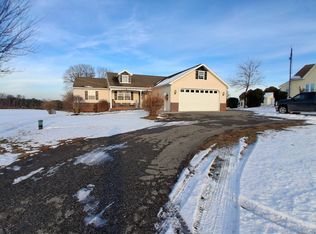 700 Pine Grove Rd, Hanover, PA 17331