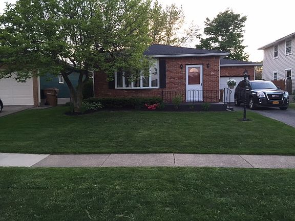 2nd image of 16 Penwood Dr