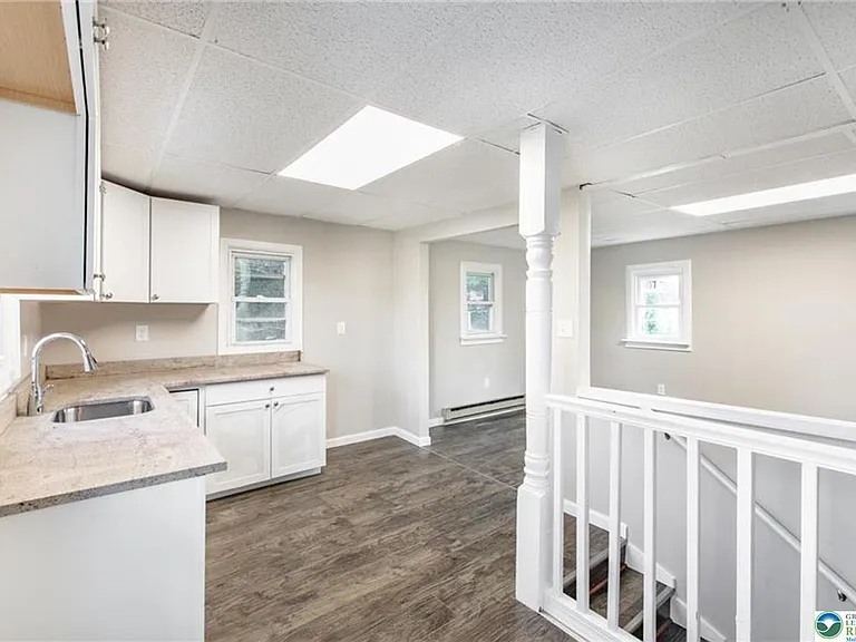 1240 Pembroke Rd — Photo 5