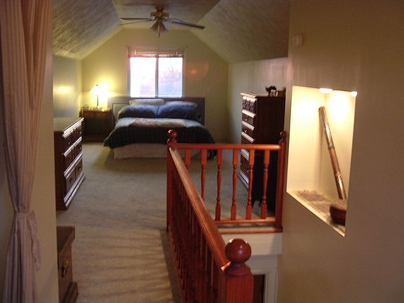 Bedroom 10 x 18
