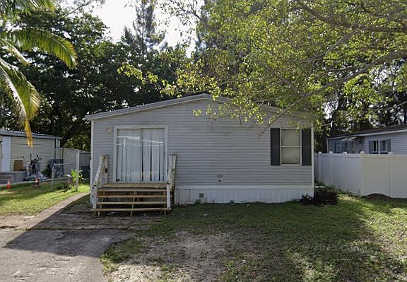 4th image of 10516 Marina Way #S