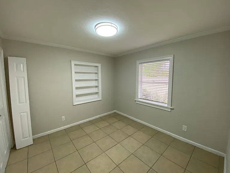 601 Riverview Ave — Photo 12