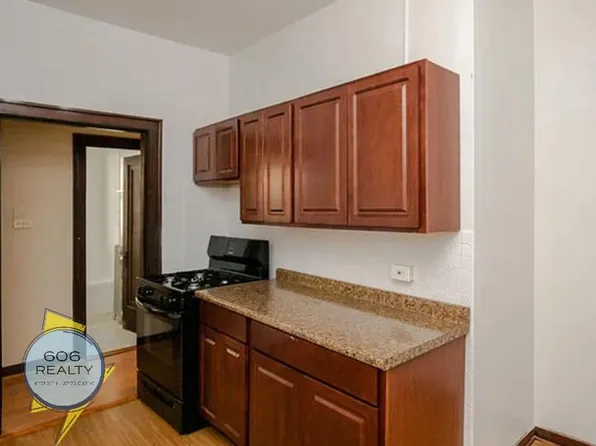 Beautiful Large Berwyn Apts on Wesley! SPECIAL OFFER!, 1943 Wesley Ave #6645-206, Berwyn, IL 60402