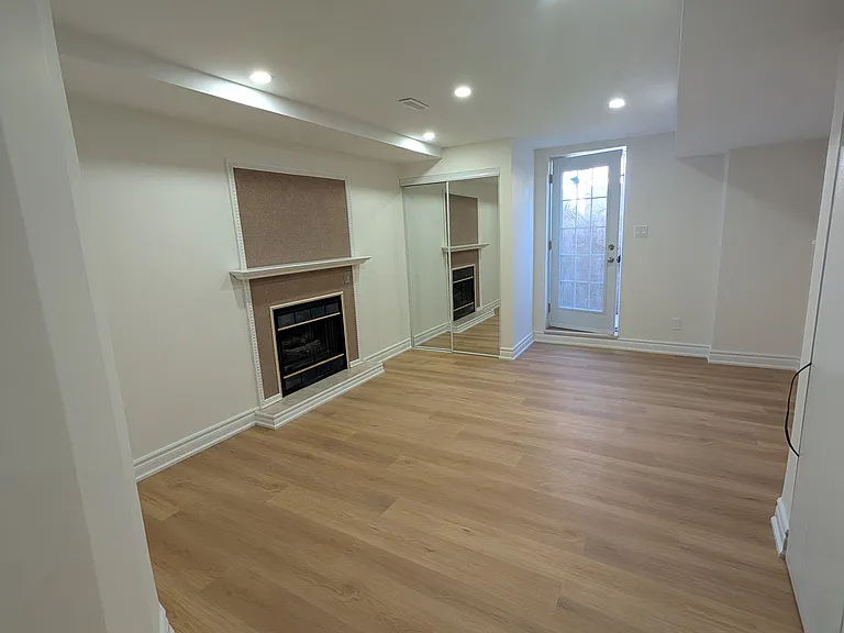 22 Deverell St #BASEMENT — Photo 6