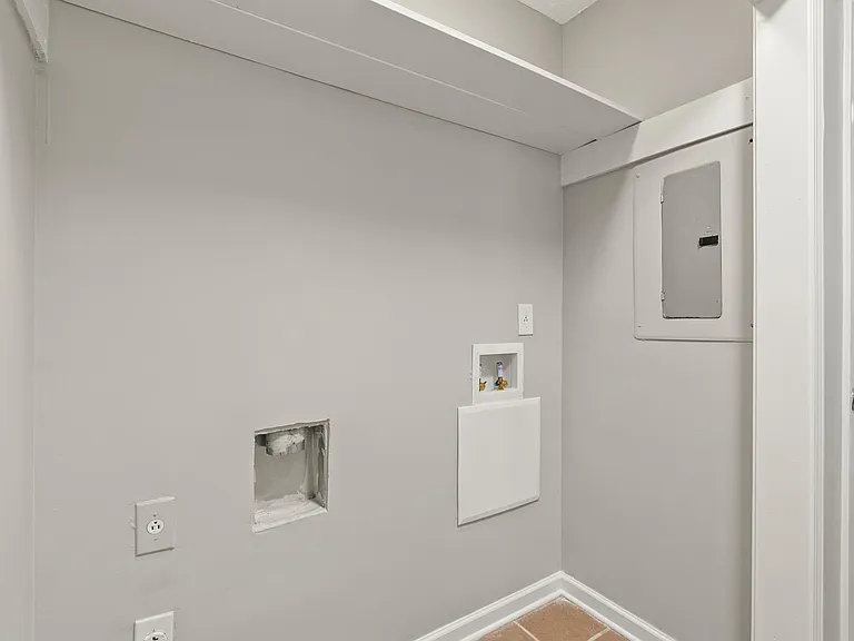 5454 Glen Haven Dr — Photo 9