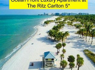 455 Grand Bay Dr #814, Key Biscayne, FL 33149