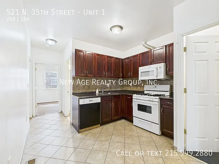 521 N 35th St #1 — Photo 2