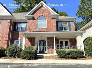 2075 Pine Tree Dr APT D4, Buford, GA 30518