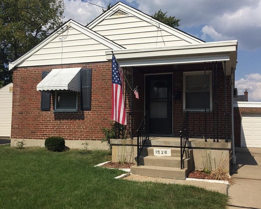 1st image of 1925 Acorn Dr