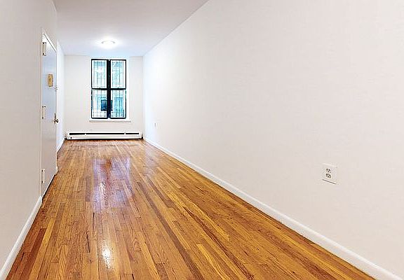 2nd image of 140 W 112th St #A1