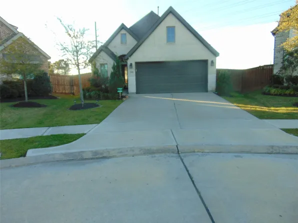 24978 Tidmor Ln, Richmond, TX 77406