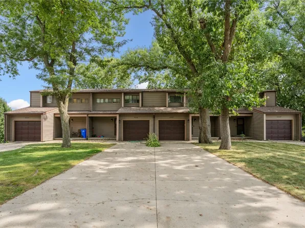 4410 Lorcardo Dr NE, Cedar Rapids, IA 52402