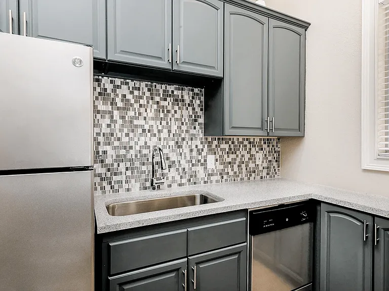 Cambridge Cove and Kathleen Pointe Apartment Homes — Photo 12