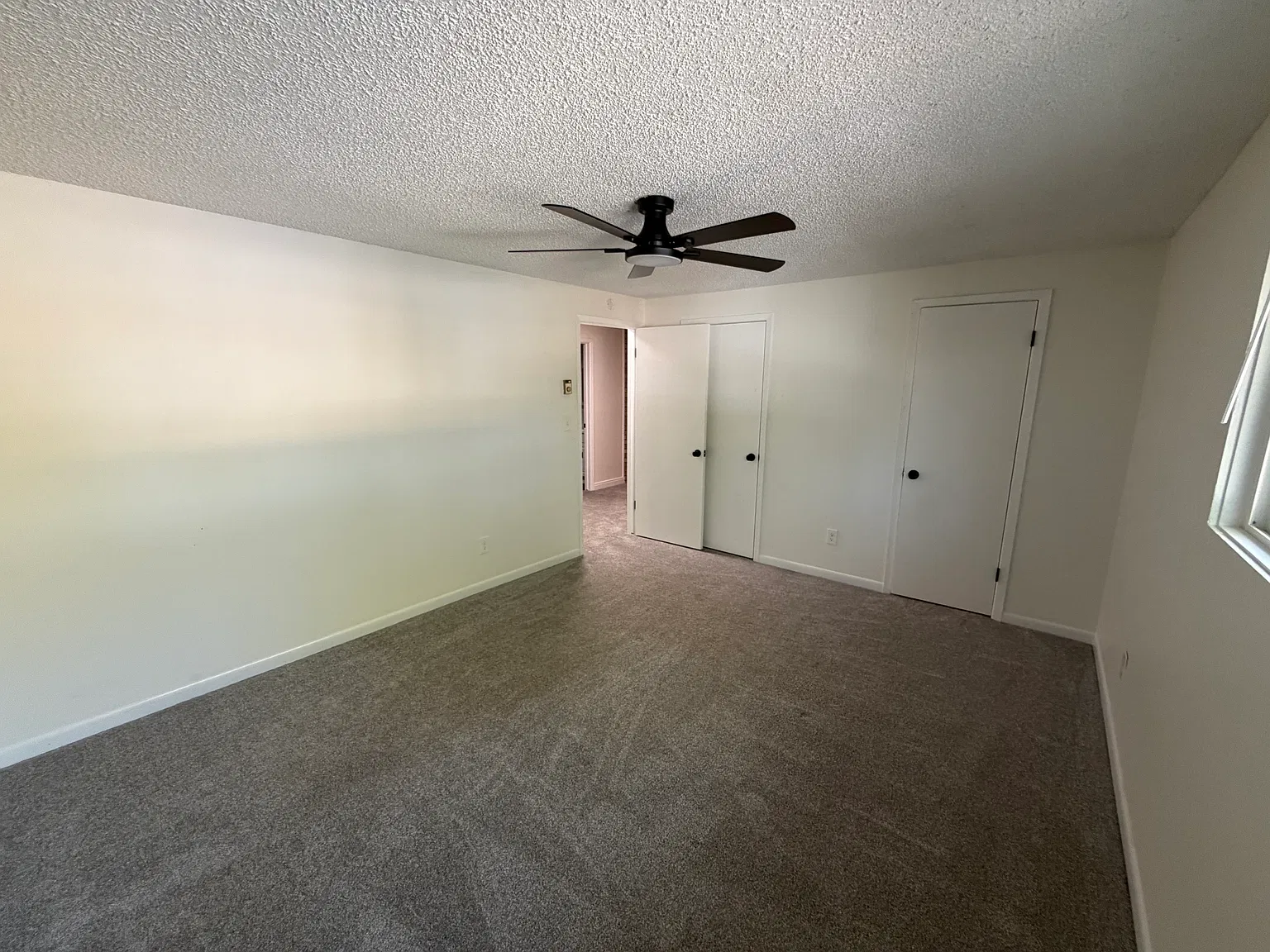 2 bed, 1100 sqft, $1,600 — Photo 4