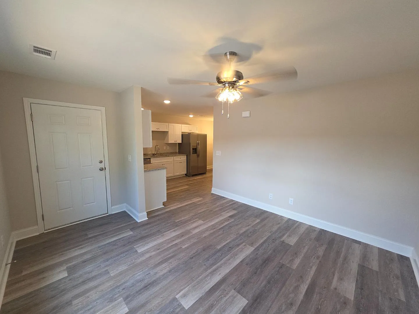 212B Tabor Drive Unit 2B - 212B Tabor Dr Unit 2B — Photo 4