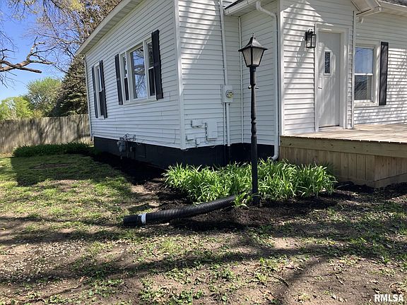 2nd image of 617 N Sunny Ln
