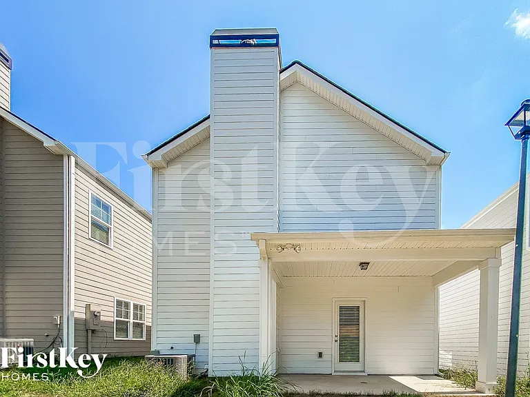 223 Preserve Dr — Photo 1