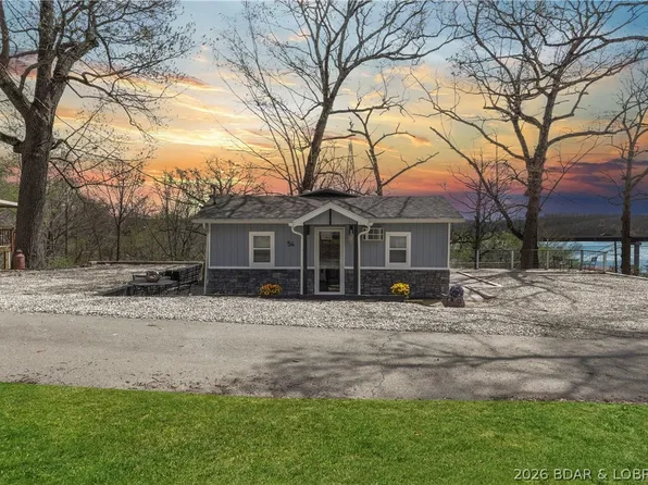 54 White Rock Ln, Sunrise Beach, MO 65079