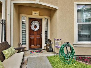 1616 Stuart St, Houston, TX 77004