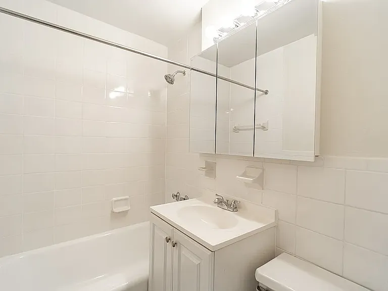 104-60 Queens Blvd #19N — Photo 3