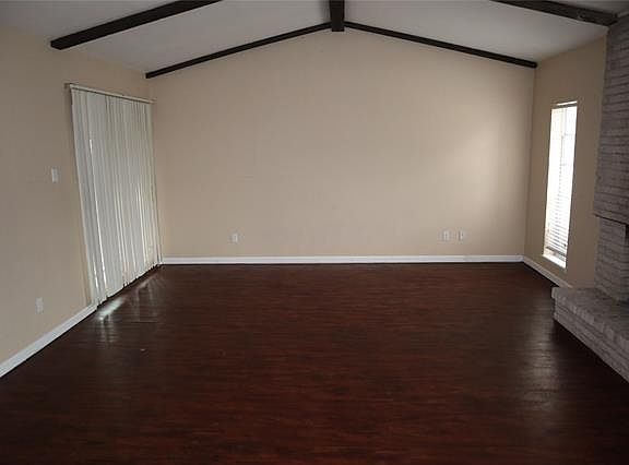 4th image of 2113 Overglen Dr