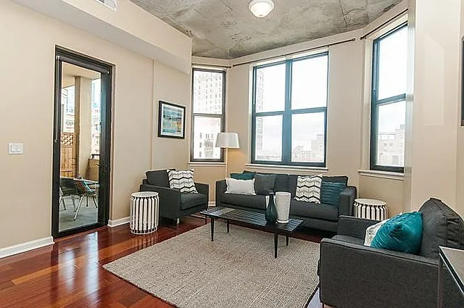 1464 S Michigan Ave #503 — Photo 3