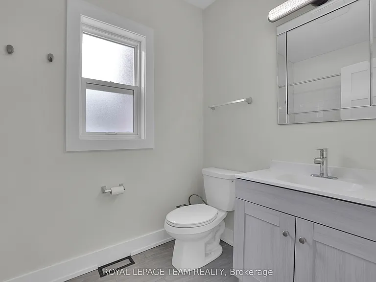 531 McLeod St #A — Photo 18