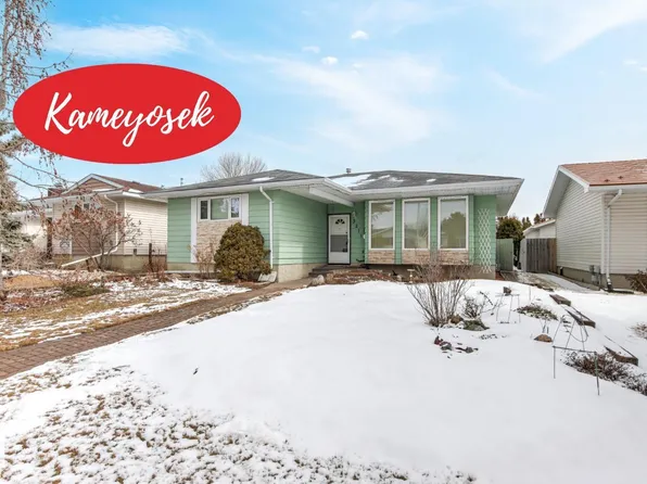 3211 70th St NW, Edmonton, AB T6K 1L3