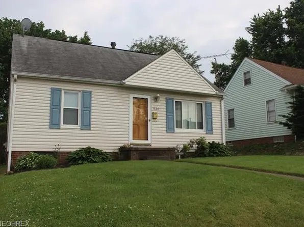1620 32nd St NE, Canton, OH 44714