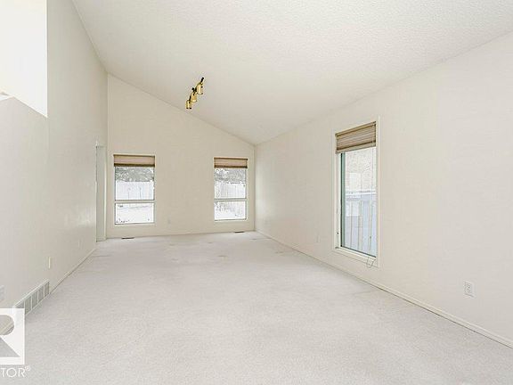 2nd image of 1389 Falconer Rd NW