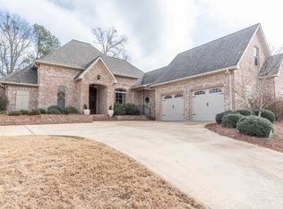 102 Autumn Wood, Starkville, MS 39759