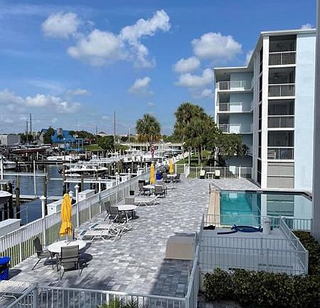 2nd image of 104 Paradise Harbour Blvd APT 203