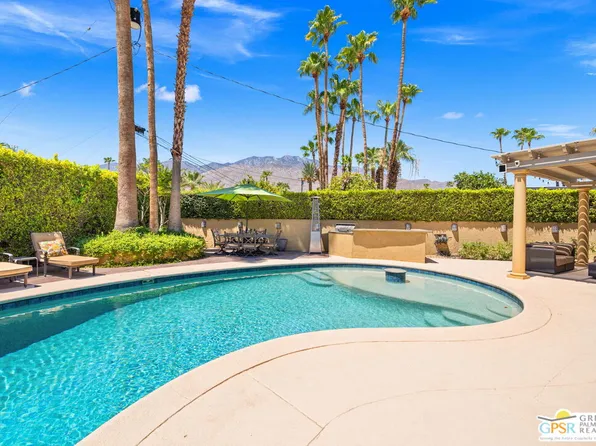 2295 E Park Dr, Palm Springs, CA 92262