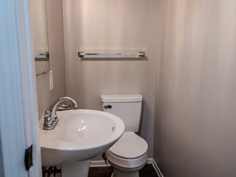 North Park Apartment Homes — Photo 33