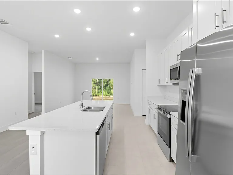 3999 SW Shorewood Dr — Photo 13