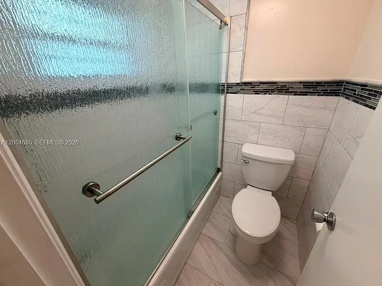 9440 Poinciana Pl #406 — Photo 6